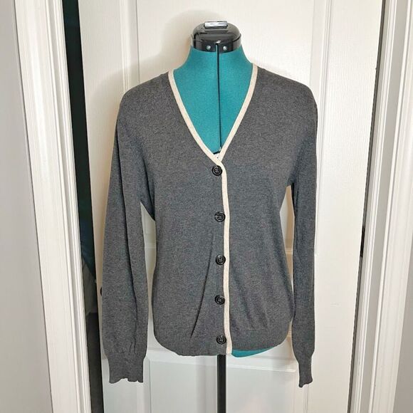 GAP Outlet Button Down Cardigan V Neck Lightweight Knit Preppy Sweater - Picture 1 of 10